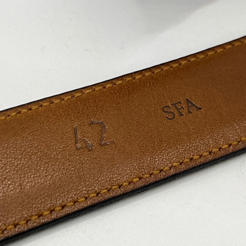 Saks Fifth Avenue Mens‎ Black Leather Belt Brass Buckle Size 42 SFA Made in USA